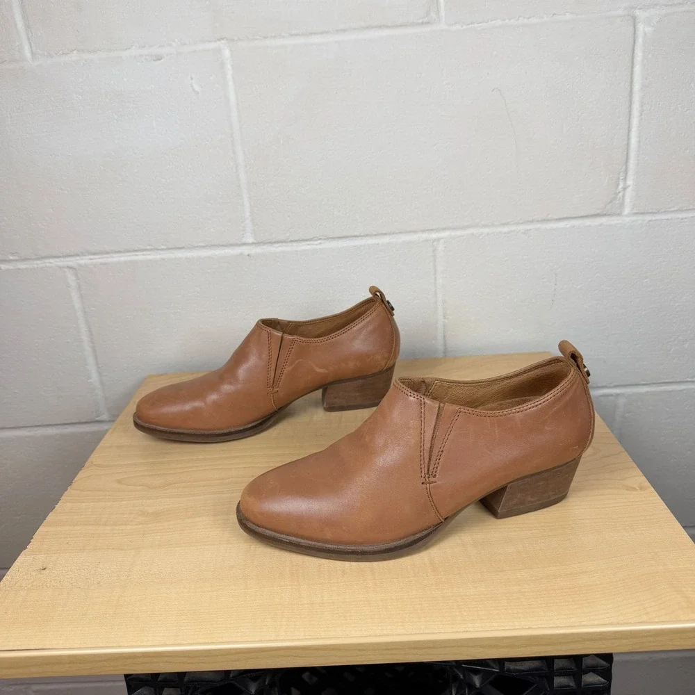 Bussola Alameda Abby Leather‎ Ankle Boots Slip on Women's size 37 (6-6.5)